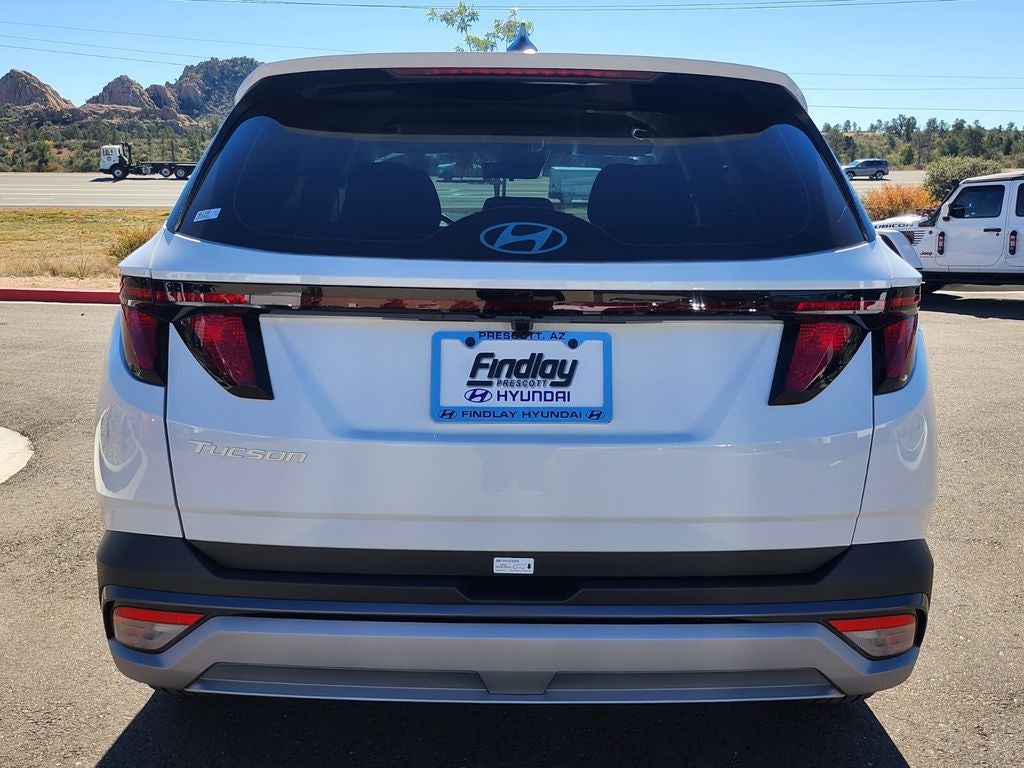 2026 Hyundai TUCSON SE