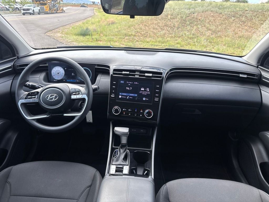 2024 Hyundai TUCSON SE