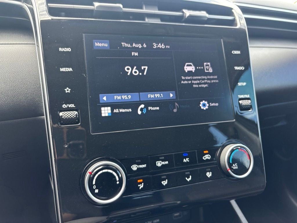 2024 Hyundai TUCSON SE