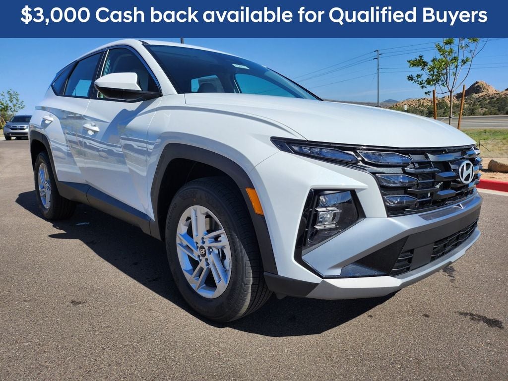 2026 Hyundai TUCSON SE