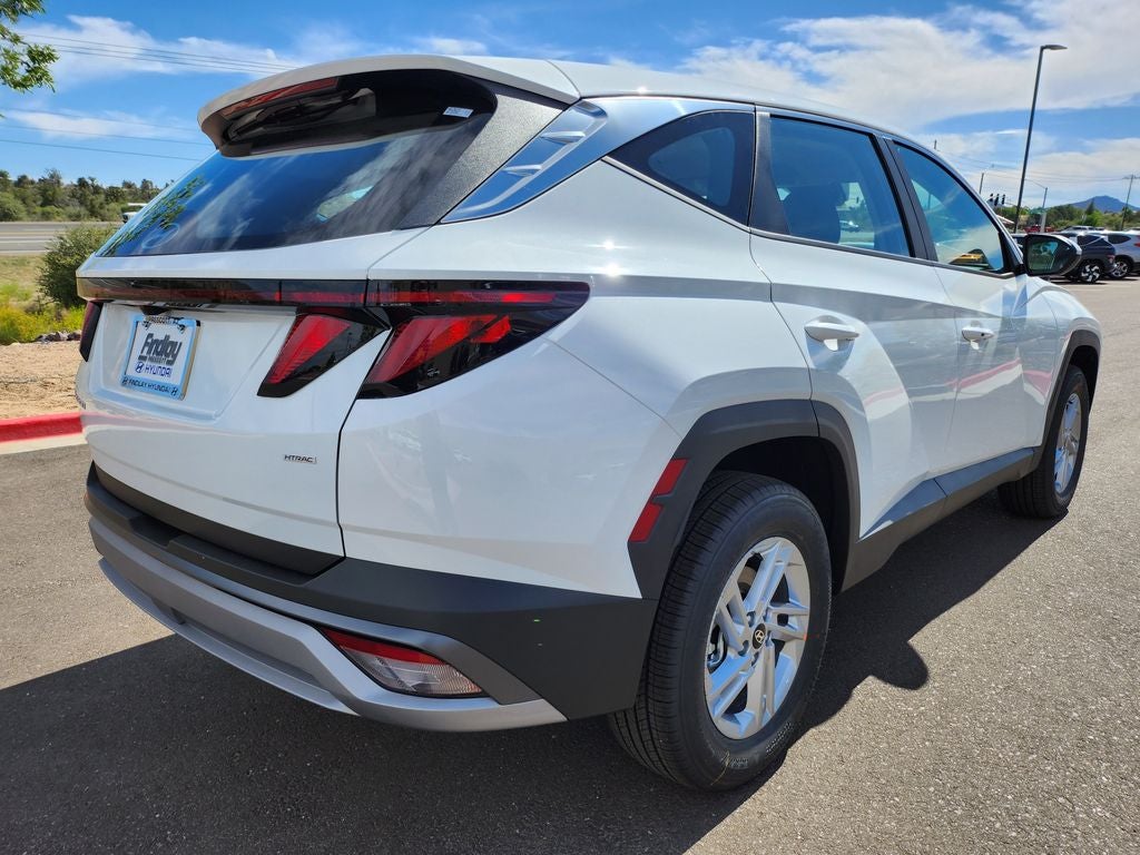 2026 Hyundai TUCSON SE