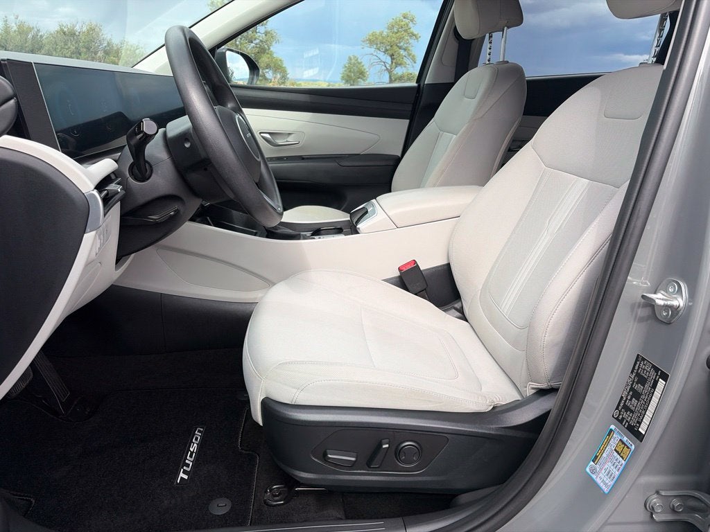 2025 Hyundai TUCSON SEL
