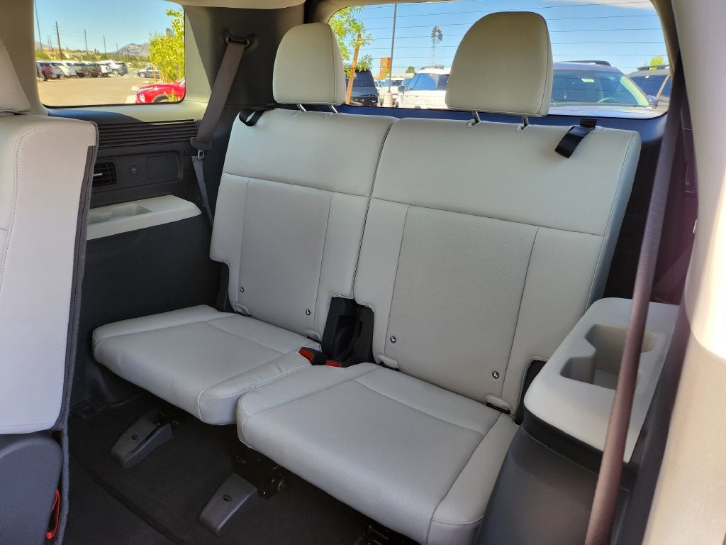 2027 Hyundai SANTA FE HYBRID SEL