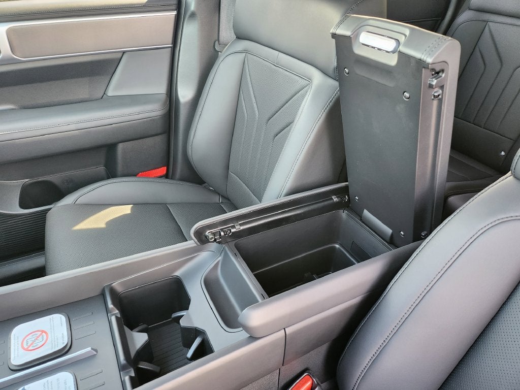 2027 Hyundai SANTA FE HYBRID SEL