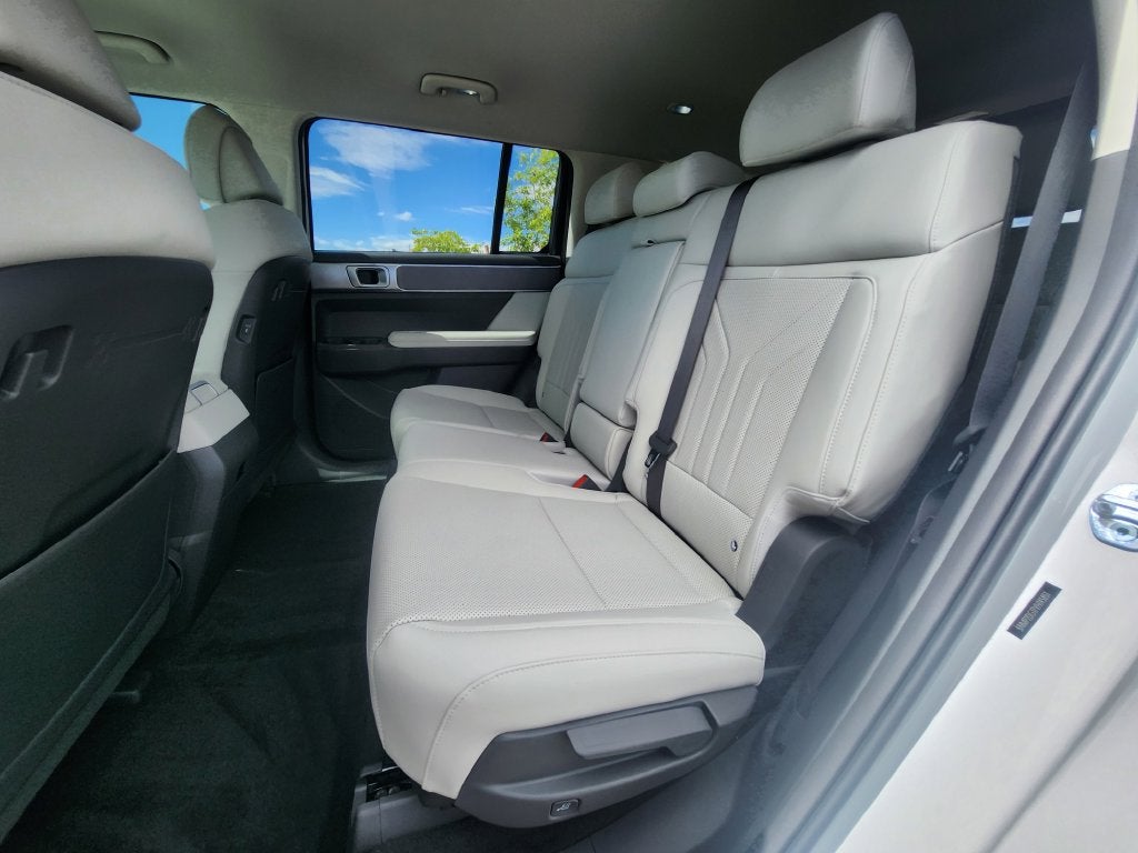 2027 Hyundai SANTA FE HYBRID SEL