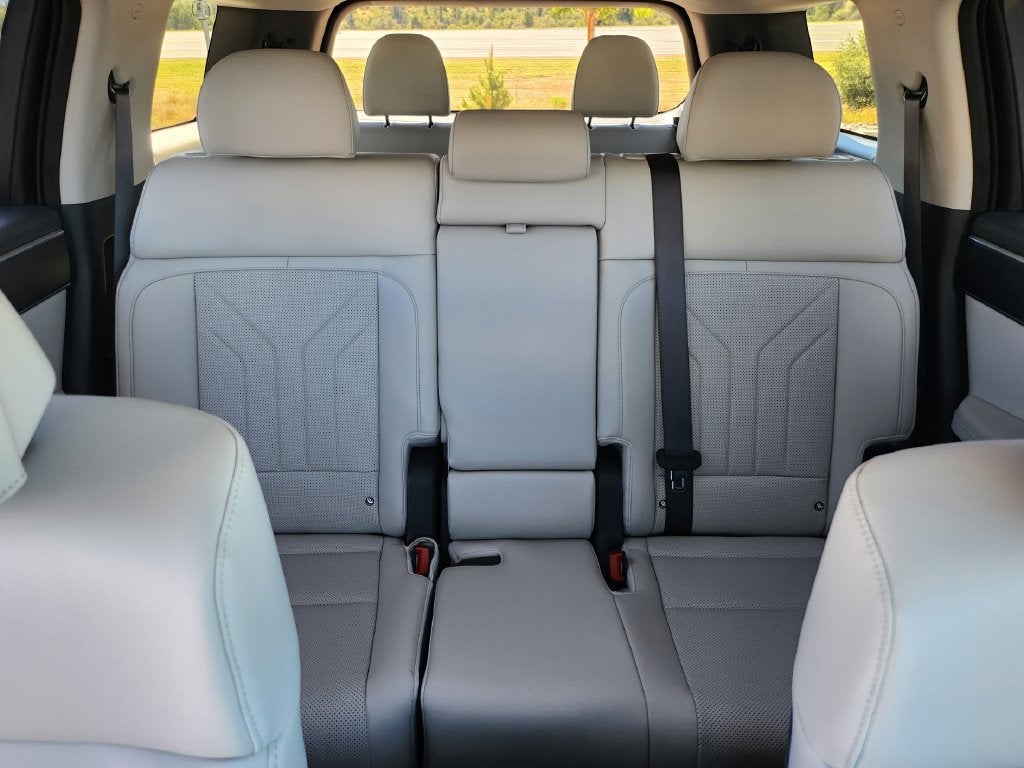 2027 Hyundai SANTA FE SEL