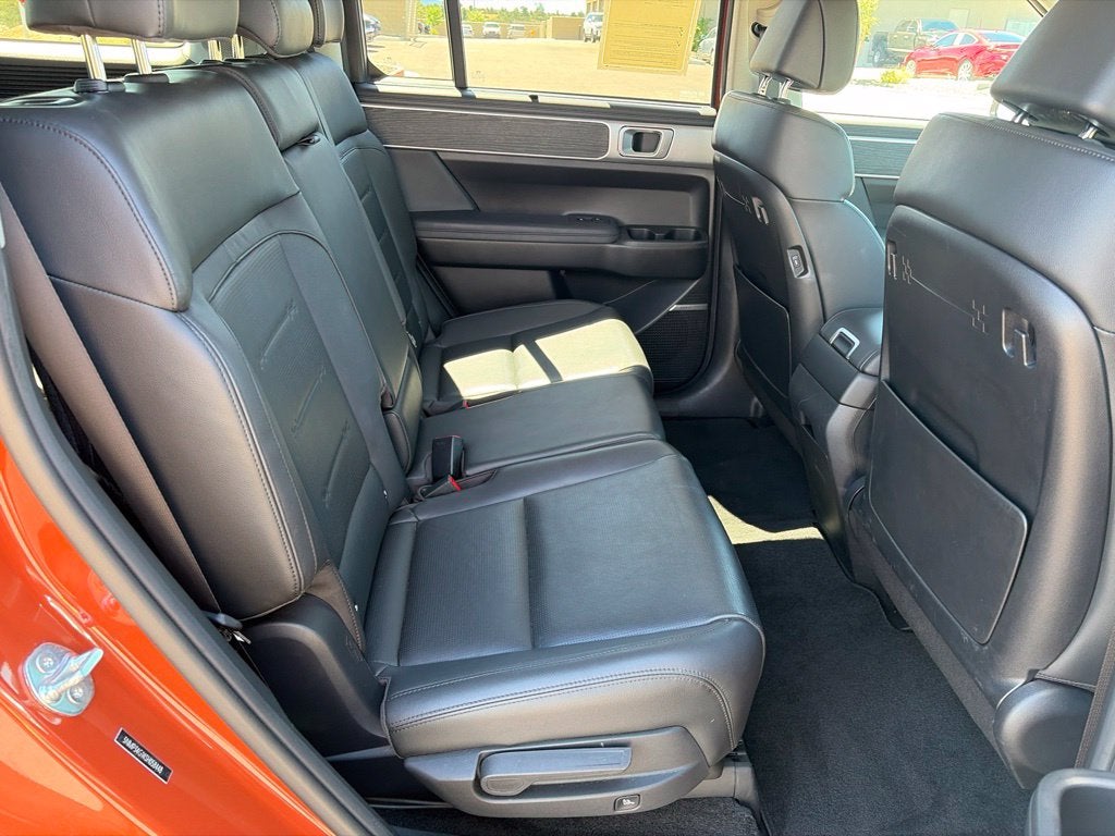 2025 Hyundai SANTA FE HYBRID Limited