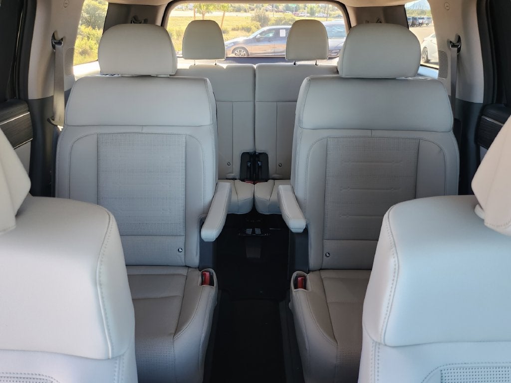2027 Hyundai SANTA FE HYBRID Limited