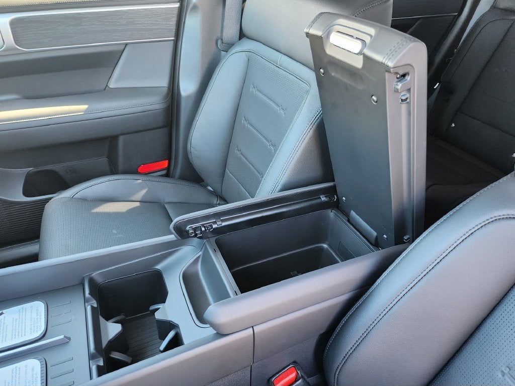 2027 Hyundai SANTA FE HYBRID Limited