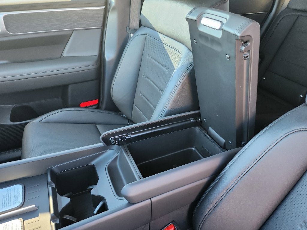 2027 Hyundai SANTA FE HYBRID Limited