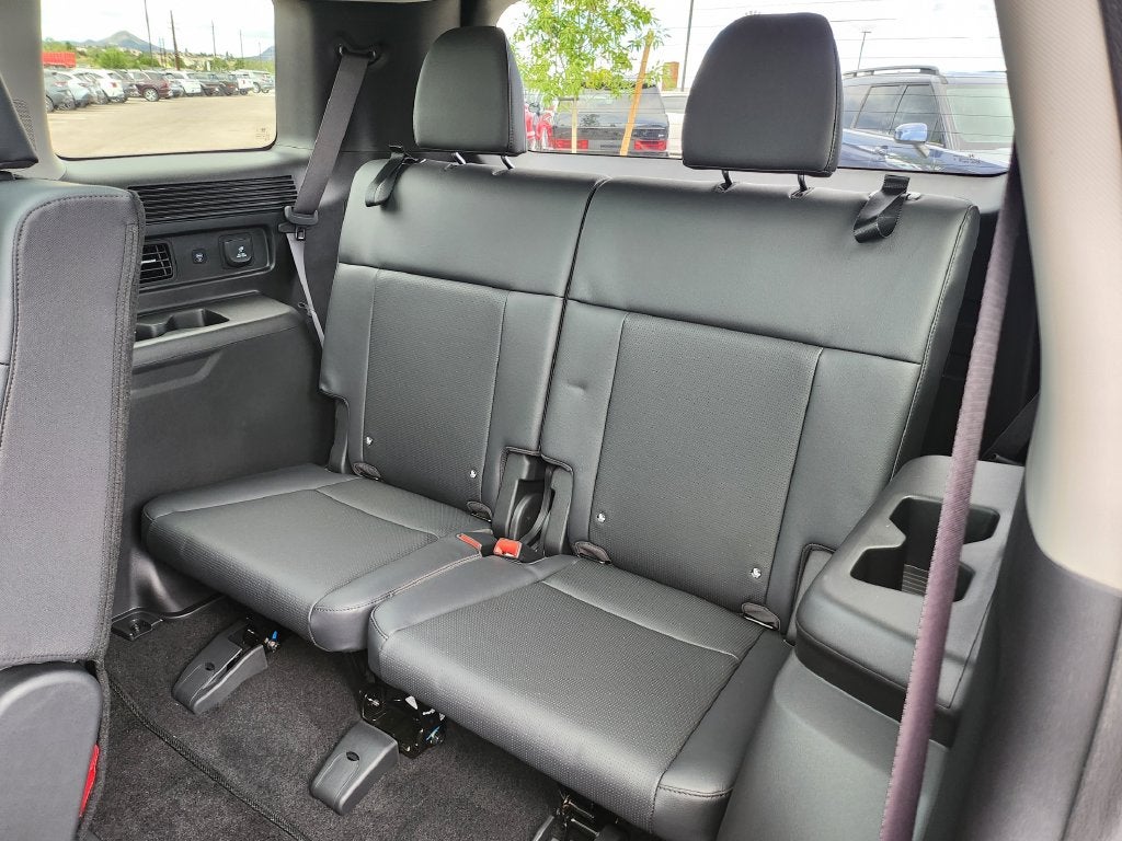 2027 Hyundai SANTA FE Limited 7 Passenger