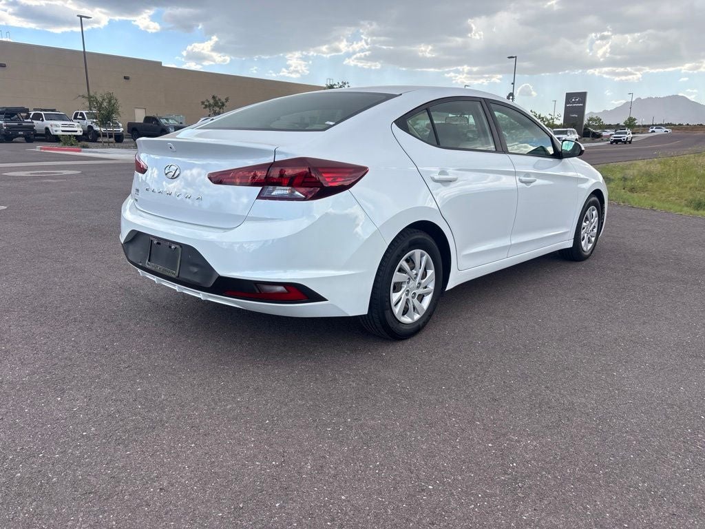2019 Hyundai ELANTRA SE