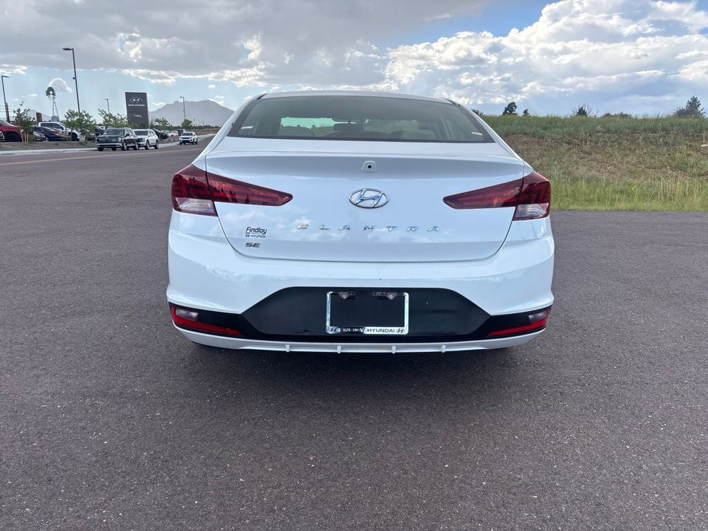 2019 Hyundai ELANTRA SE