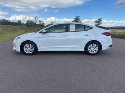 2019 Hyundai ELANTRA SE