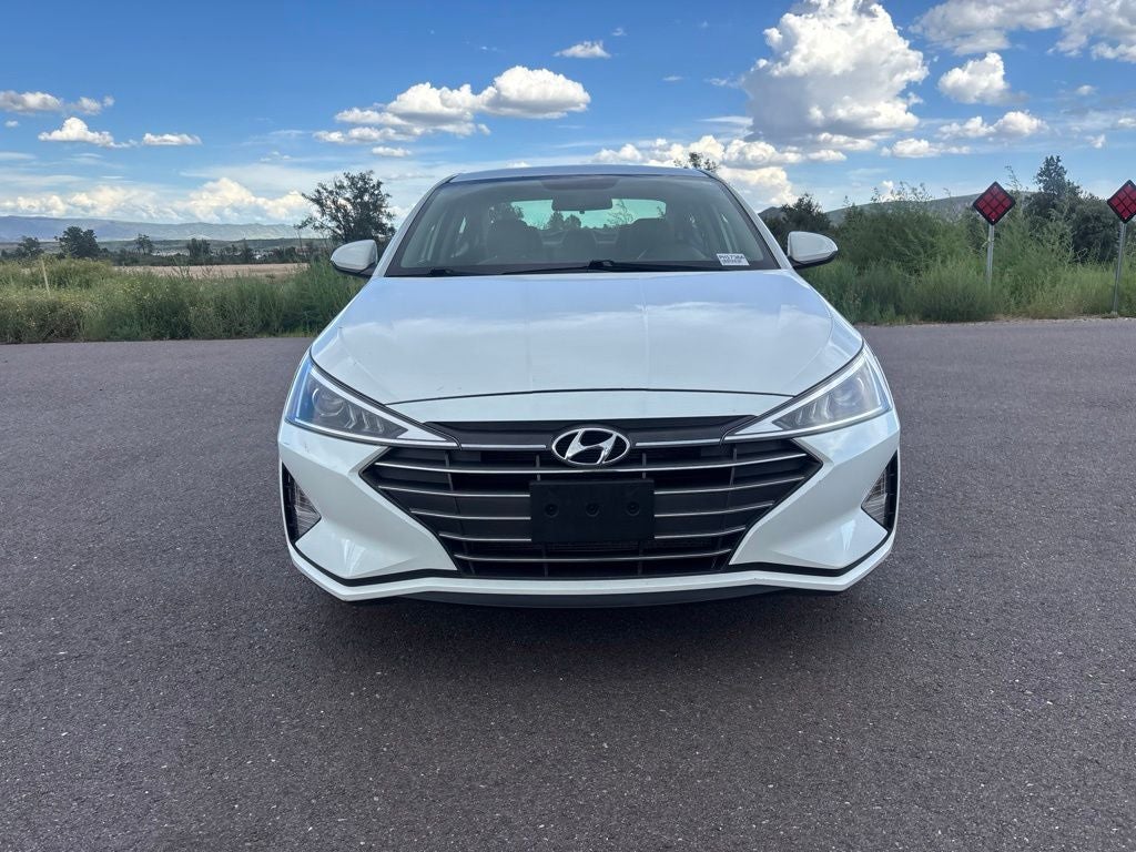 2019 Hyundai ELANTRA SE