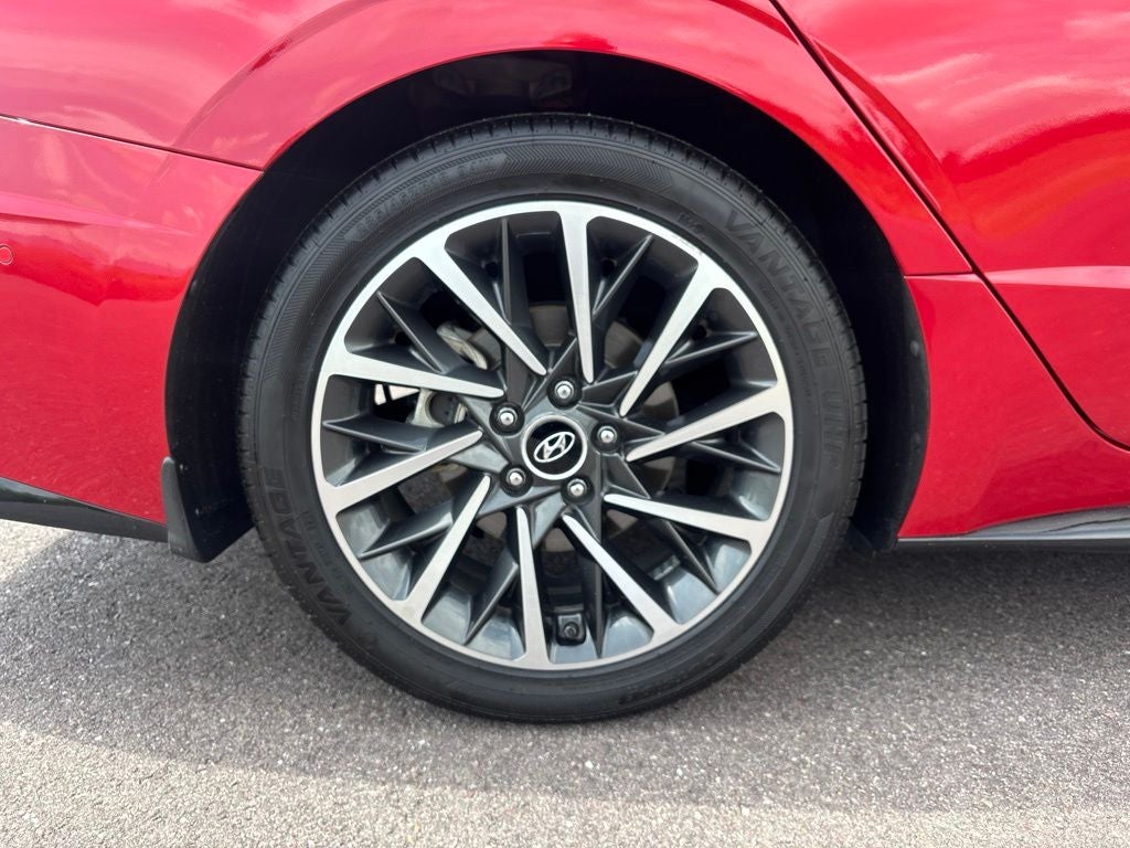 2021 Hyundai SONATA Limited