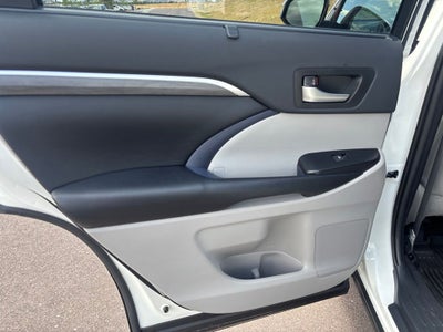 2019 Toyota Highlander Limited Platinum