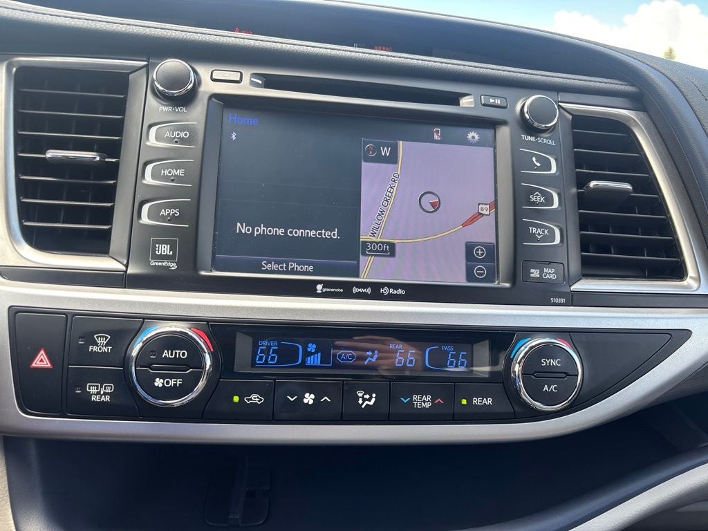 2019 Toyota Highlander Limited Platinum