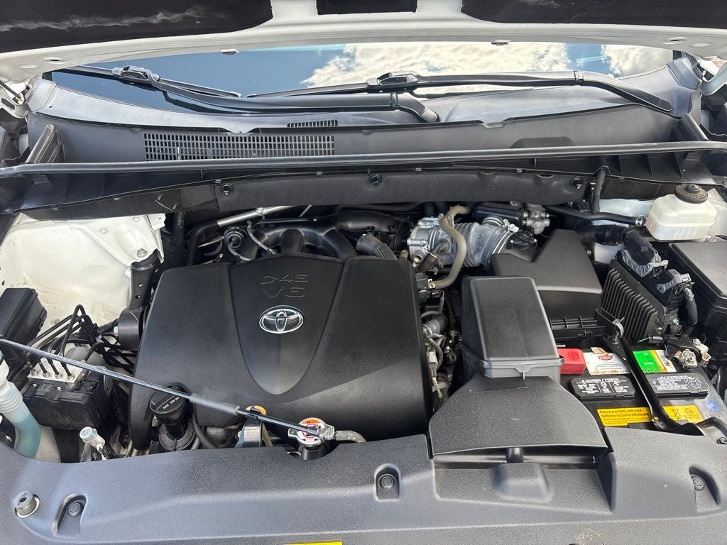 2019 Toyota Highlander Limited Platinum
