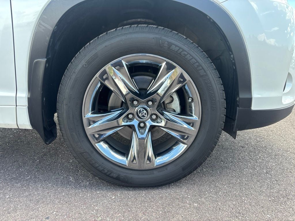 2019 Toyota Highlander Limited Platinum
