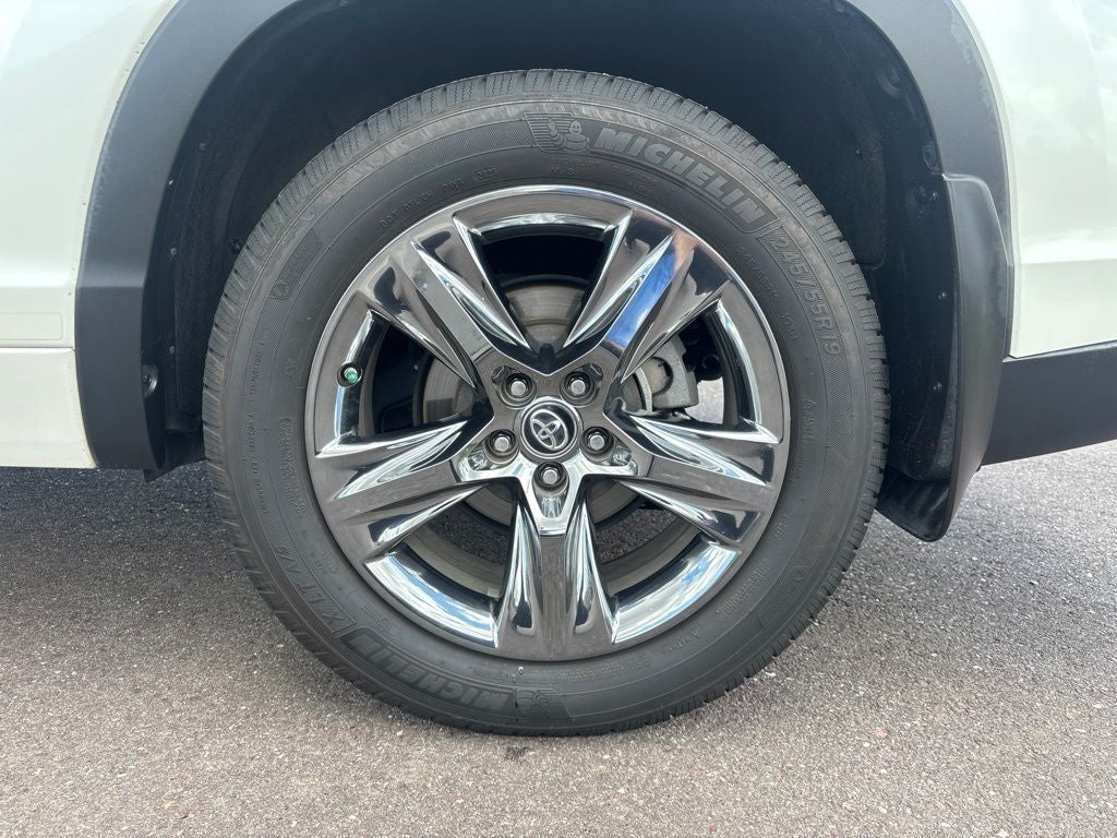 2019 Toyota Highlander Limited Platinum