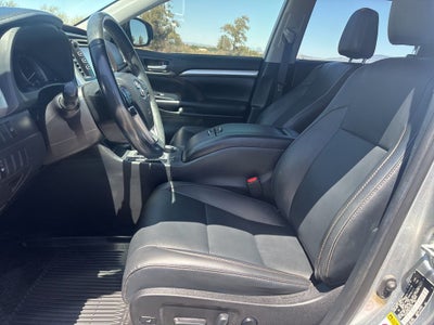 2019 Toyota Highlander Hybrid XLE