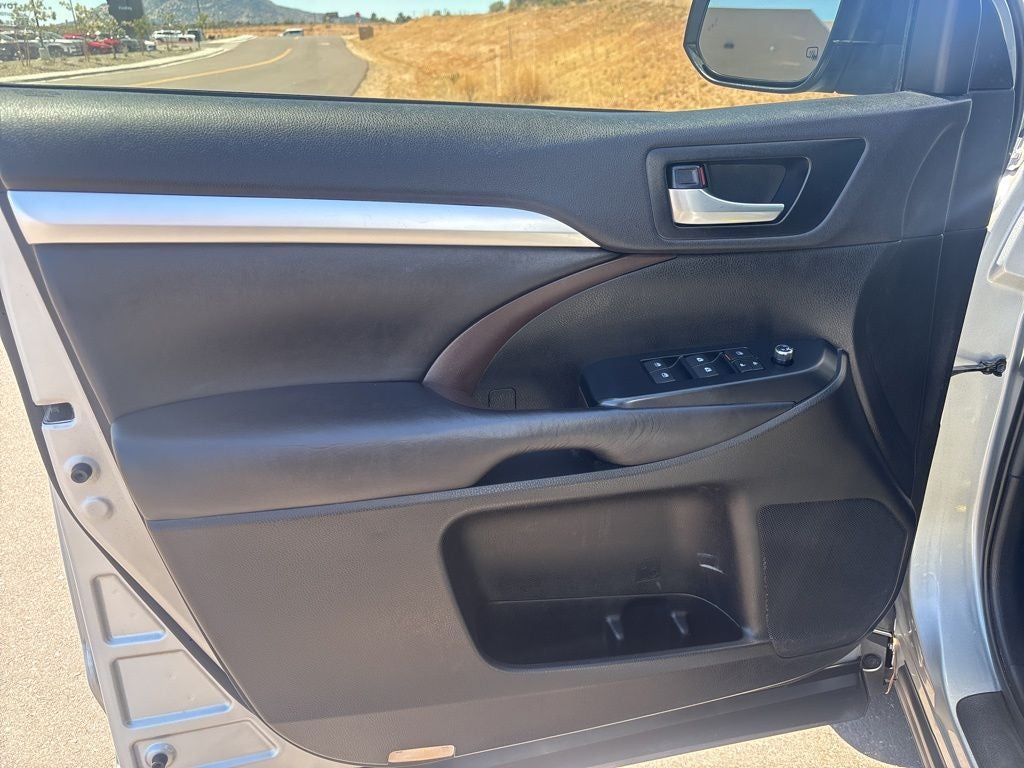 2019 Toyota Highlander Hybrid XLE