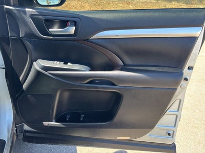 2019 Toyota Highlander Hybrid XLE