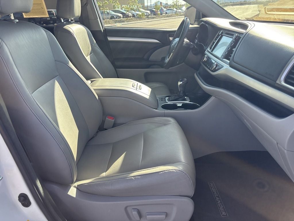 2017 Toyota Highlander XLE