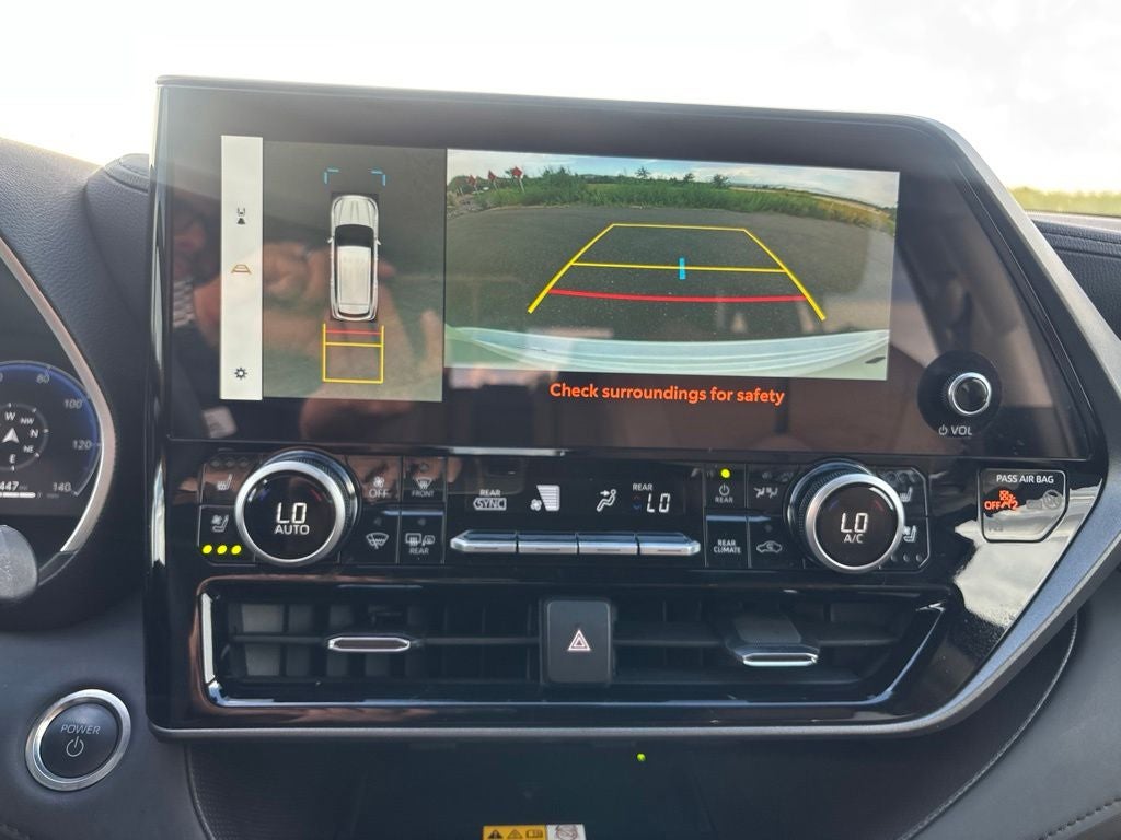 2025 Toyota Highlander Hybrid Limited 25th Edition