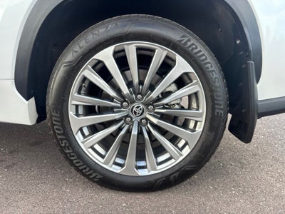 2025 Toyota Highlander Hybrid Limited 25th Edition