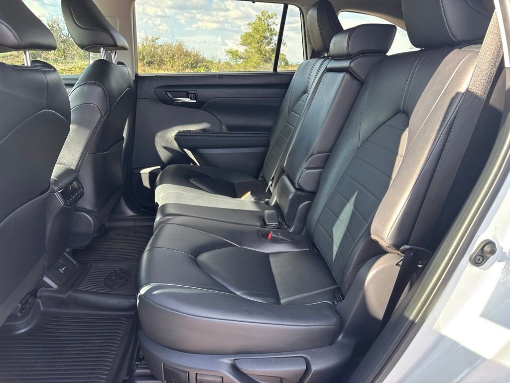 2024 Toyota Highlander XLE