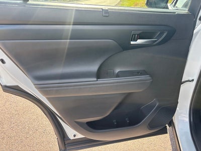 2024 Toyota Highlander XLE