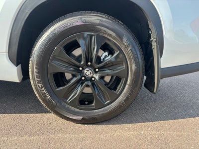 2024 Toyota Highlander XLE