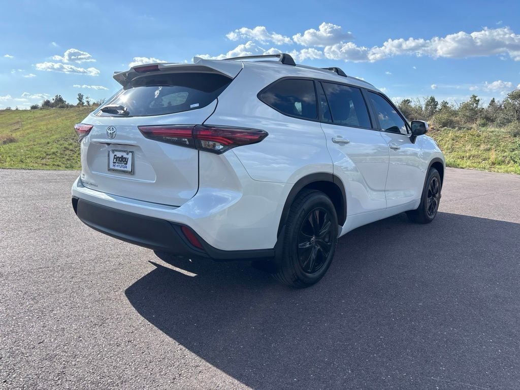 2024 Toyota Highlander XLE