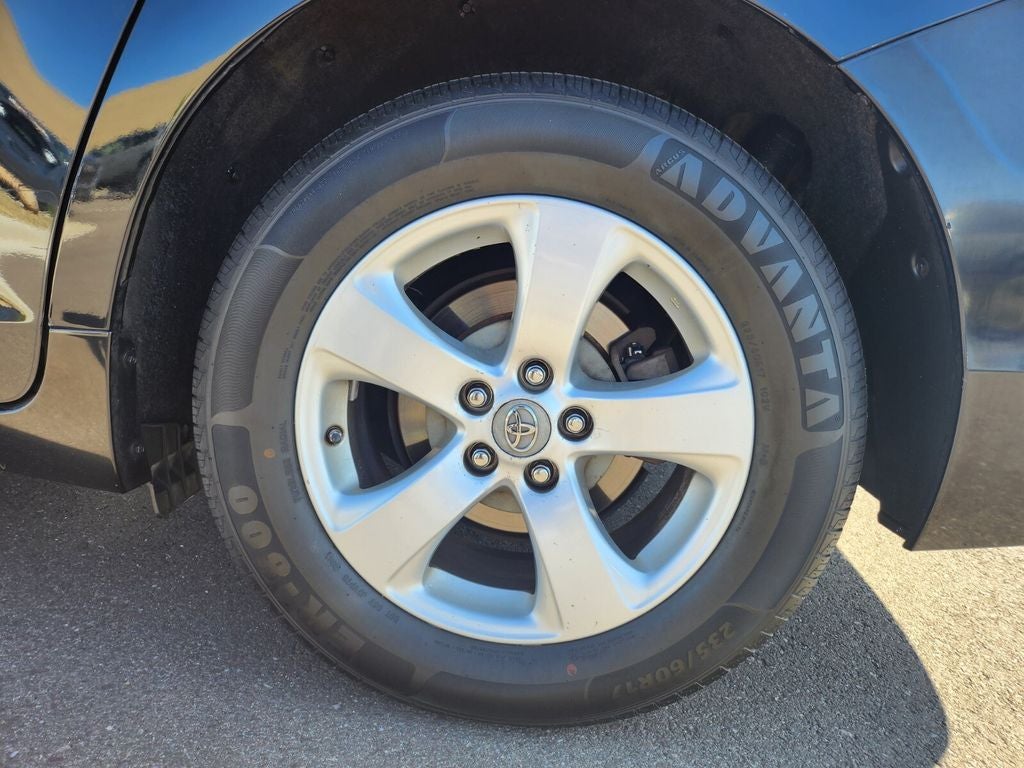 2012 Toyota Sienna LE 8 Passenger