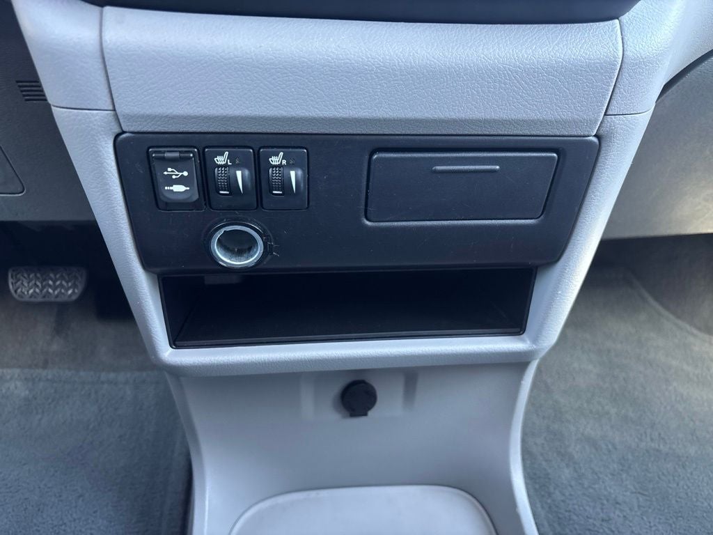 2015 Toyota Sienna XLE 8 Passenger