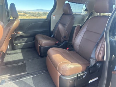 2017 Toyota Sienna Limited Premium 7 Passenger