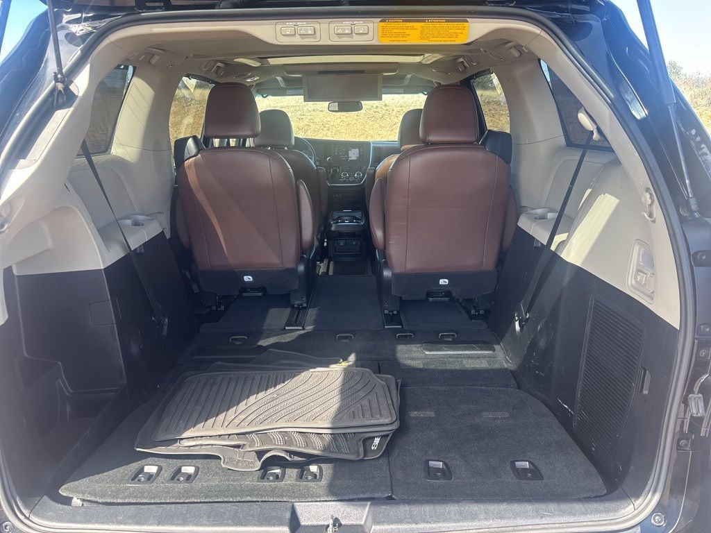 2017 Toyota Sienna Limited Premium 7 Passenger