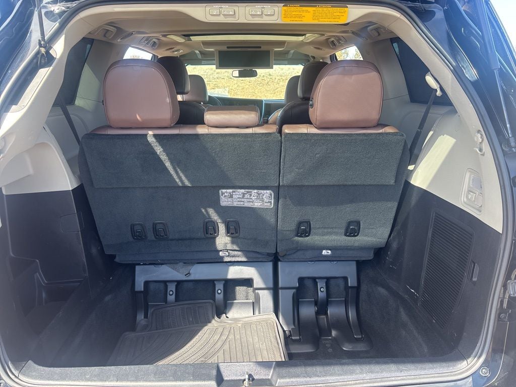 2017 Toyota Sienna Limited Premium 7 Passenger