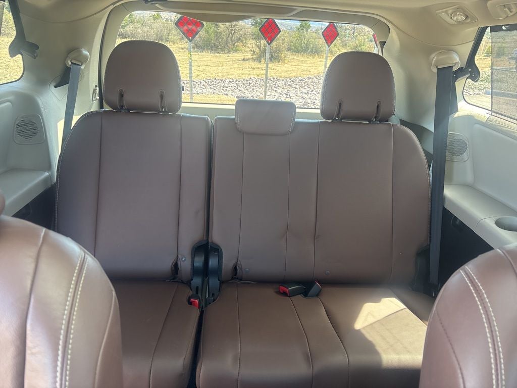 2017 Toyota Sienna Limited Premium 7 Passenger