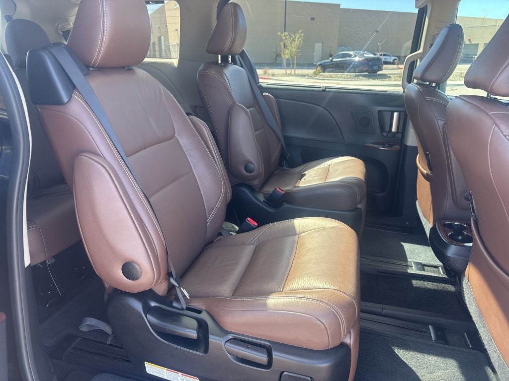 2017 Toyota Sienna Limited Premium 7 Passenger