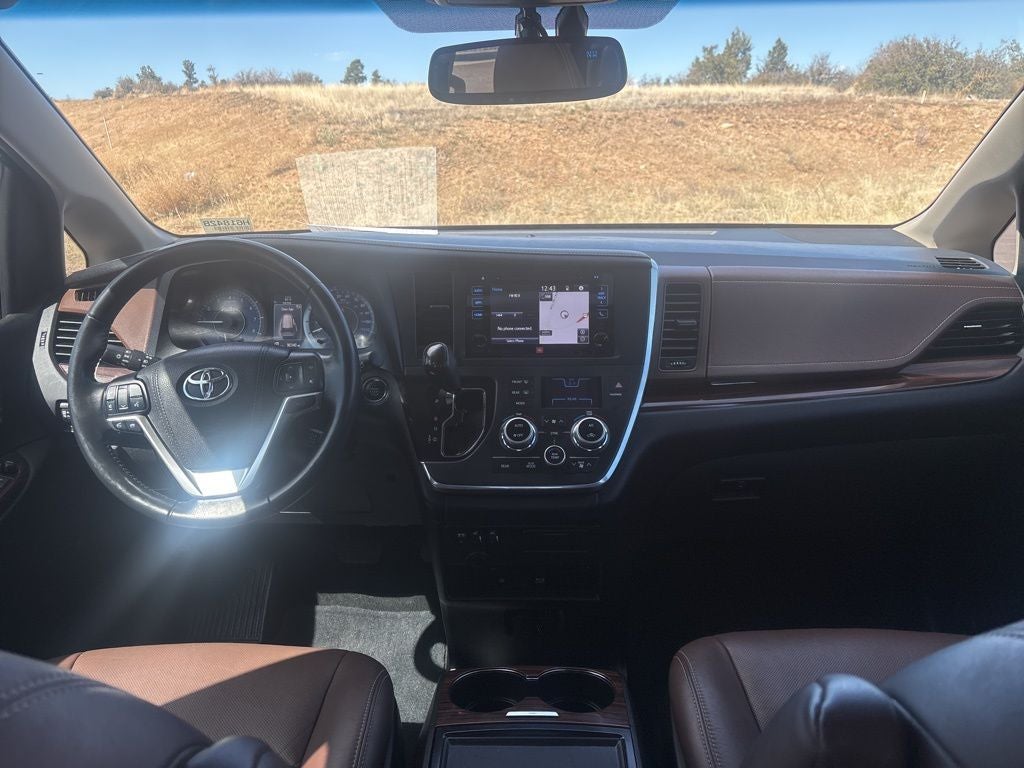 2017 Toyota Sienna Limited Premium 7 Passenger