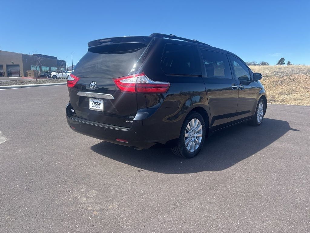 2017 Toyota Sienna Limited Premium 7 Passenger