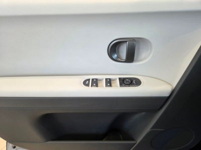2026 Hyundai IONIQ 5 SE Standard Range