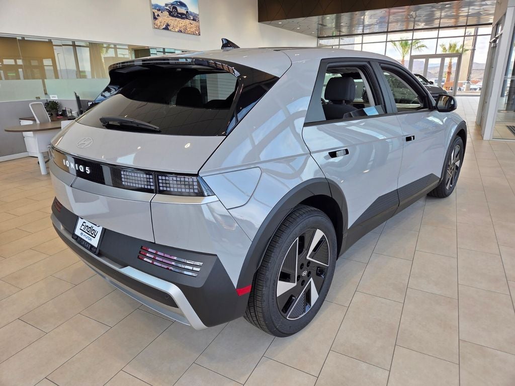 2026 Hyundai IONIQ 5 SE Standard Range