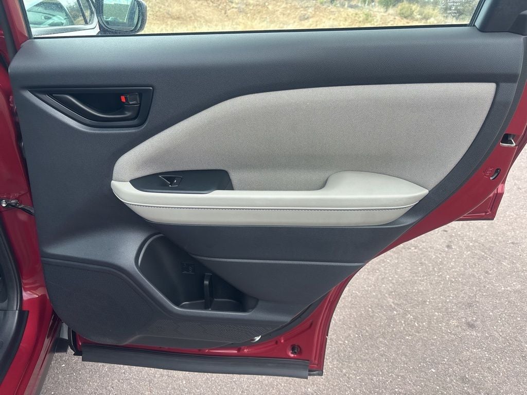 2025 Subaru Forester Base