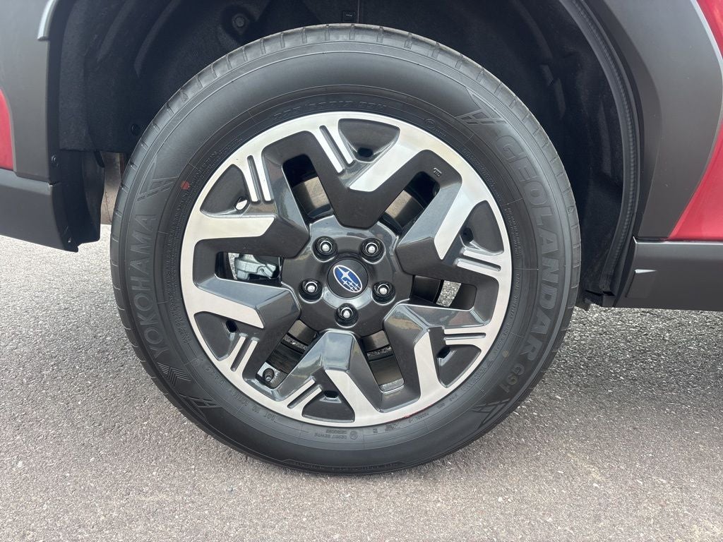 2025 Subaru Forester Base