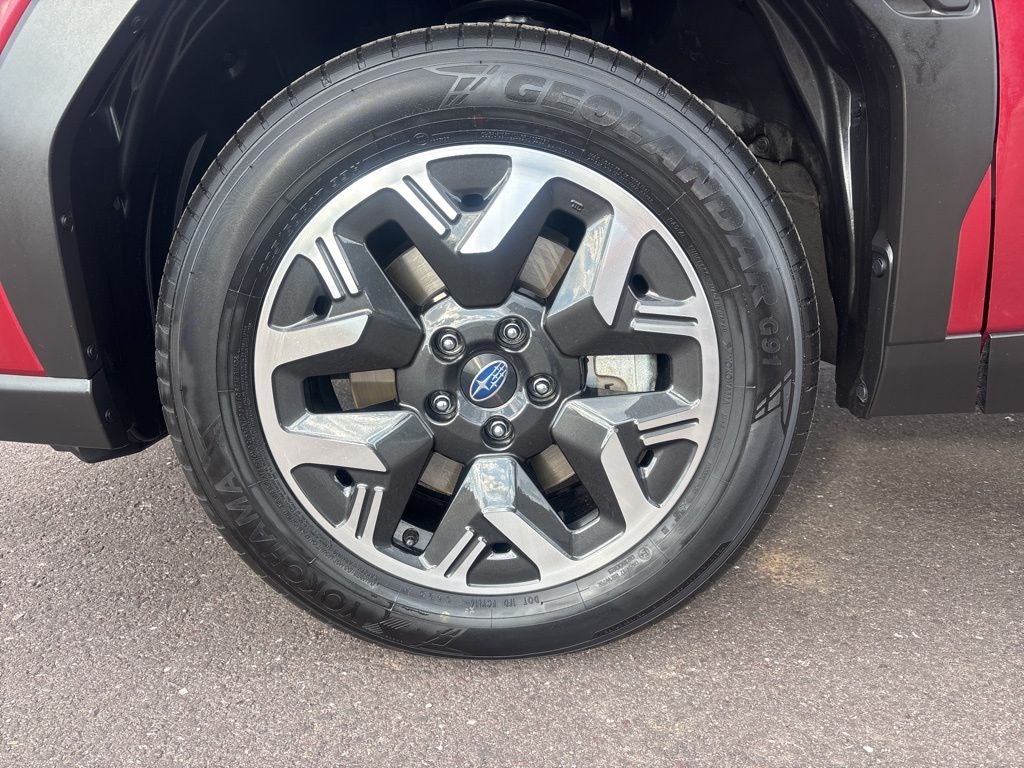 2025 Subaru Forester Base