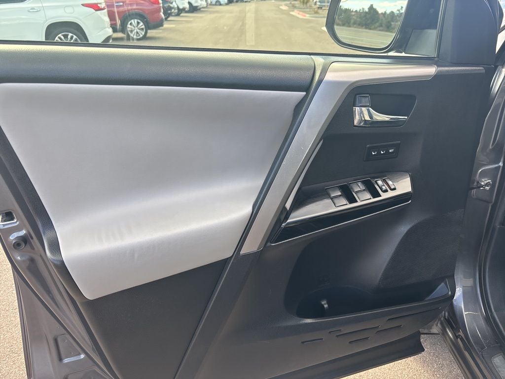 2016 Toyota RAV4 Limited